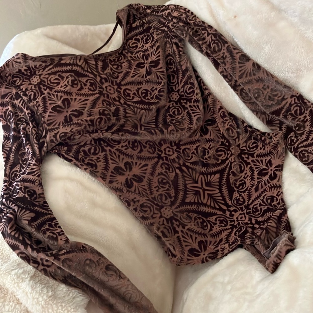 Charlotte Russe velvet Asymmetrical Cut Out Bodysuit